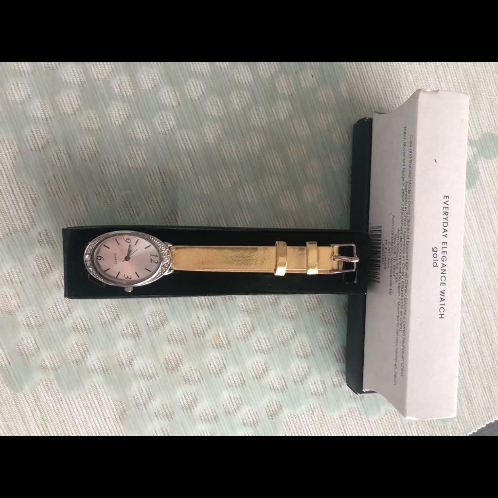 New Watch Everyday Elegance W Bonus Gwp